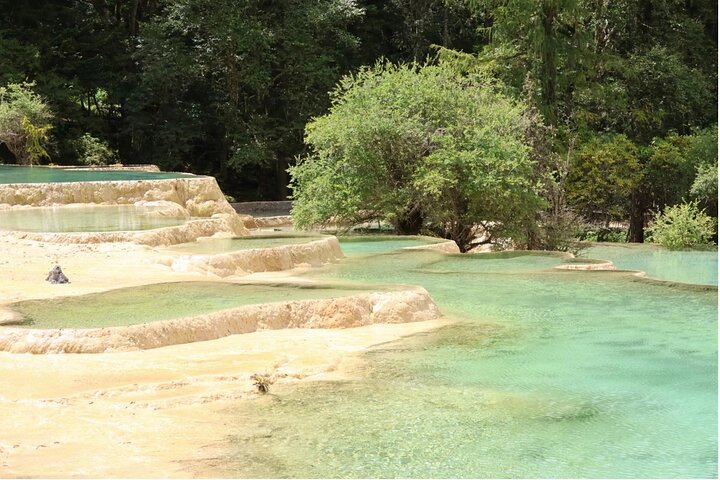 Private VIP Tour:2-Day Jiuzhaigou・Huanglong Highlights Experience