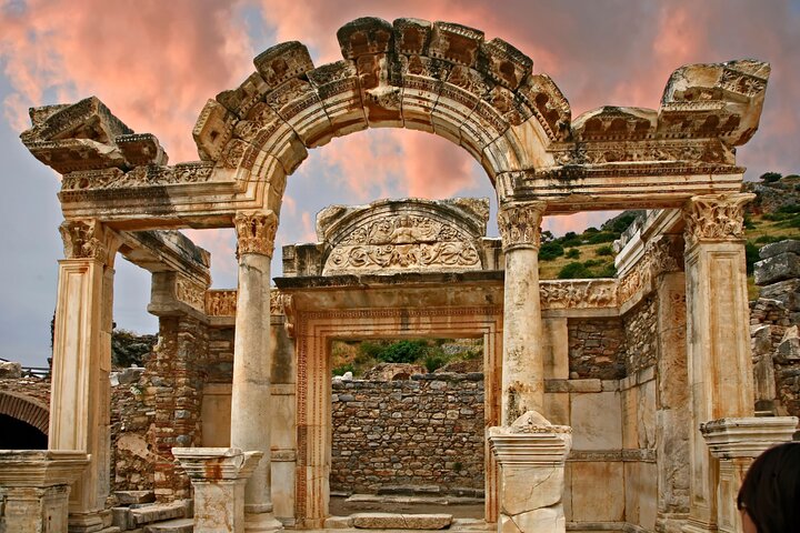 Ephesus and Mary’s House with Entry Tickets Opt. For Cruisers