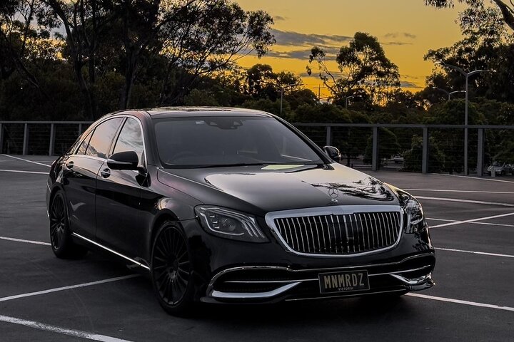 Luxury Airport Transfers & Private Car Services in Melbourne