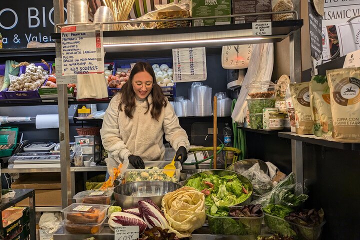 Guided Modena Sightseeing and Food Tour