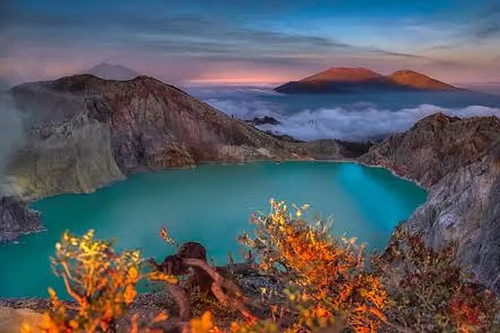 Overnight Mount Ijen Blue Fire Trek Tour From Bali (Private-All Inclusive)