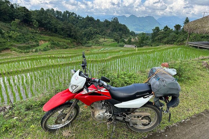 Ha Giang Loop 4 Days 3 Nights Motorbike Tour with easy Rider