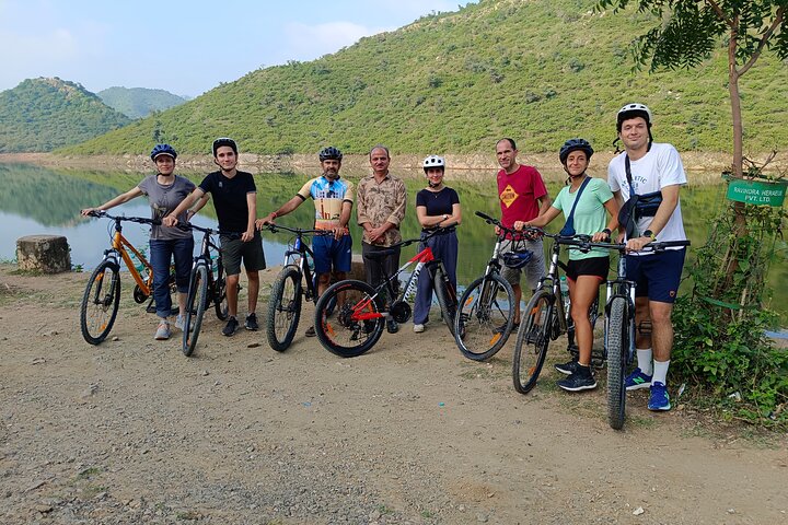 Udaipur Countryside Biking excursion