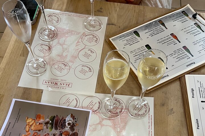 Food & Champagne Experience from Epernay (Private tour)