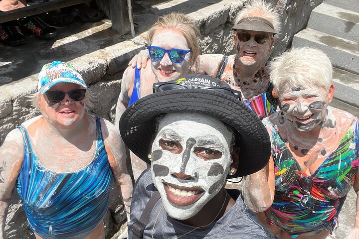 Private All Inclusive Speedboat to Soufriere with Lunch, Mud Bath & Waterfall