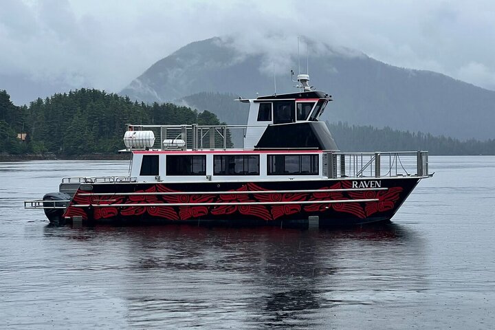 Sitka Whale Watch and Sea Otter Quest