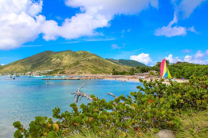 All-Inclusive Local Guided Pinel Island Tour