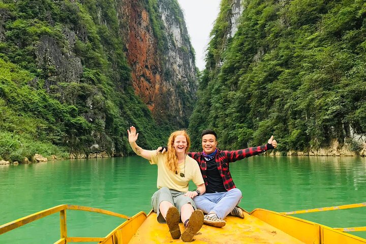 3 Days Private Deluxe Ha Giang Loop Motorbike - Stay Resort 4*