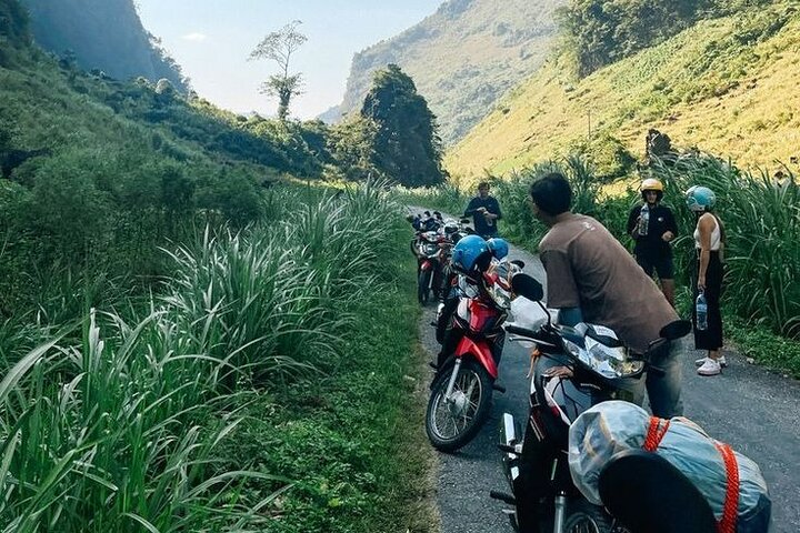3 Days Private Deluxe Ha Giang Loop Motorbike - Stay Resort 4*