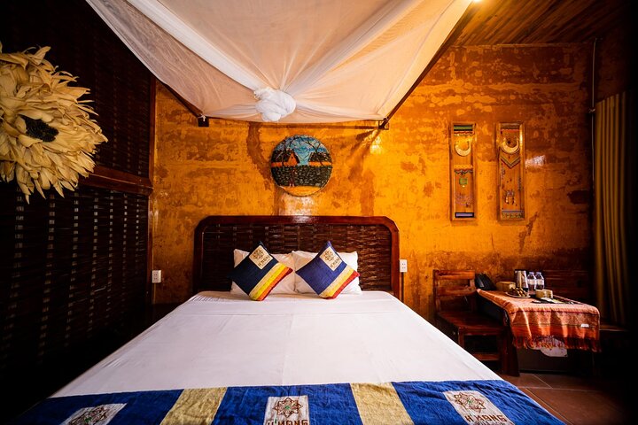 3 Days Private Deluxe Ha Giang Loop Motorbike - Stay Resort 4*