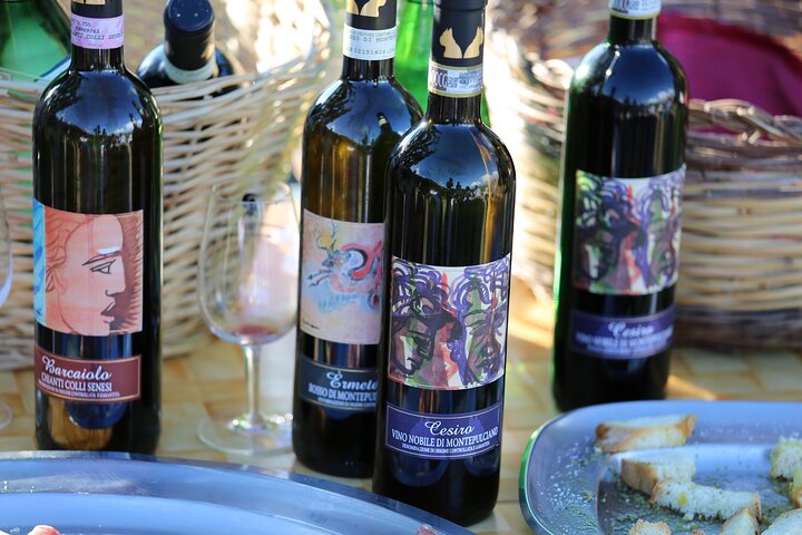 Traditional Tuscan lunch in the cellar in Montepulciano