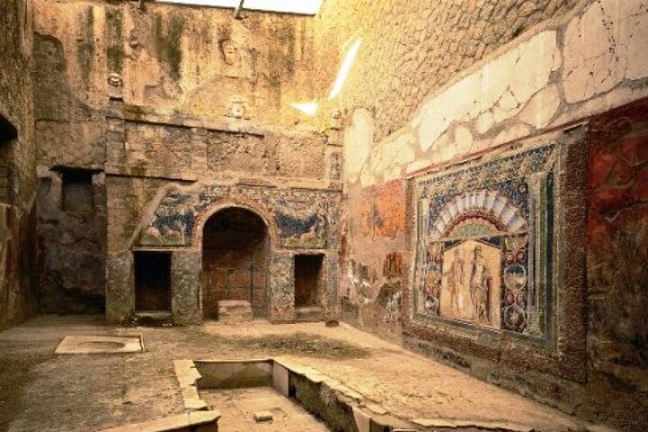 Pompeii and Herculaneum Small-Group with an Expert Archaeologist