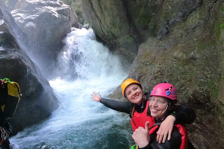 Canyoning Tour in Niyodogawa’s Most Beautiful Gorge