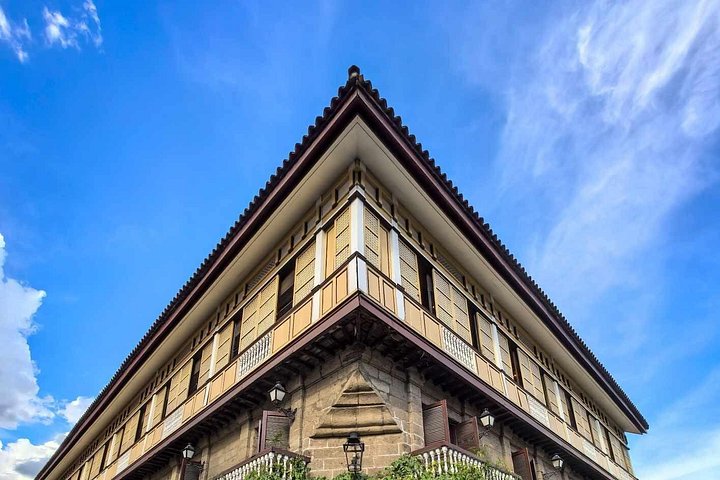 Manila's Walled City: Intramuros Walking Tour