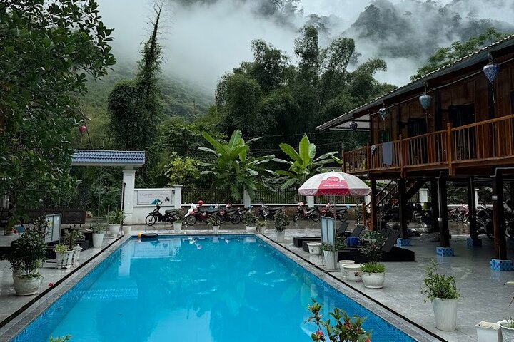 Ha Giang Loop 4 Days 3 Nights Motorbike Tour with easy Rider