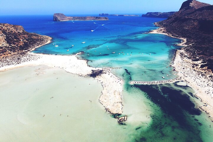Balos & Gramvousa Luxury Catamaran Sailing Cruise from Kissamos