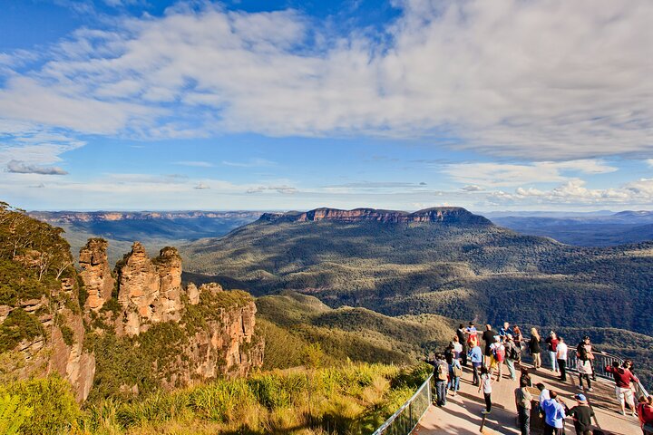 PRIVATE Blue Mountains Scenic World Wentworth Falls & Cruise Tour
