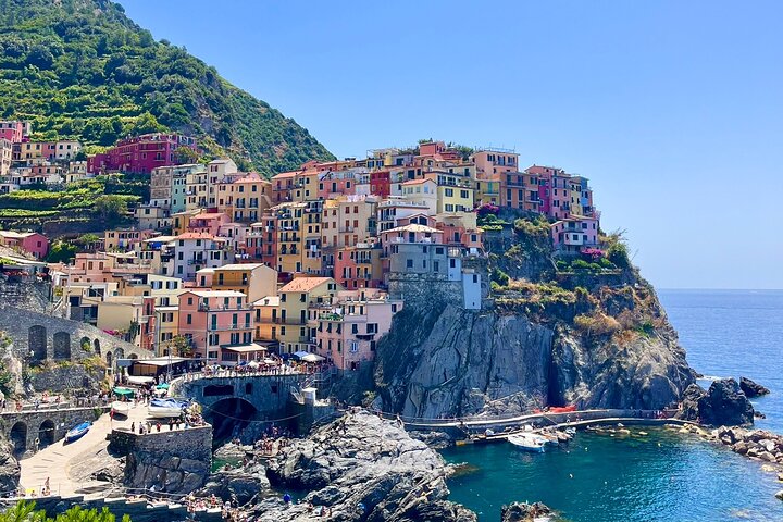 Cinque Terre PrivateTour by van from Lucca, Pisa or LaSpezia Port