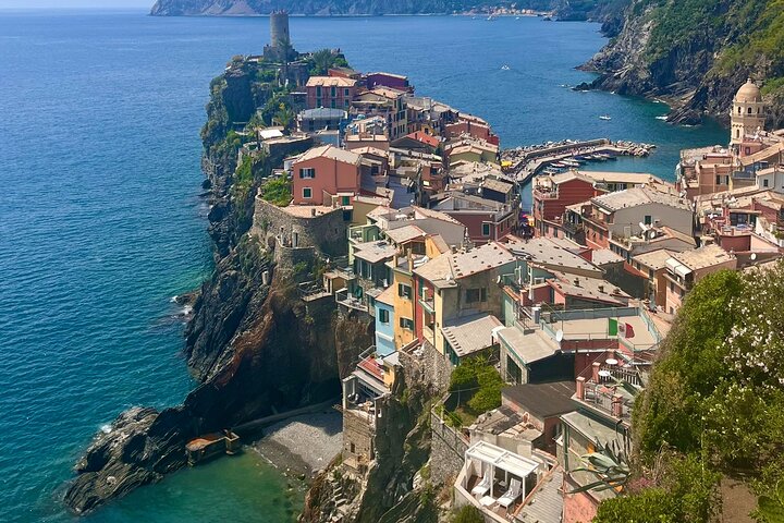 Cinque Terre PrivateTour by van from Lucca, Pisa or LaSpezia Port