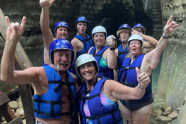 Monkey Home Tour and Damajagua waterfalls in Puerto Plata.