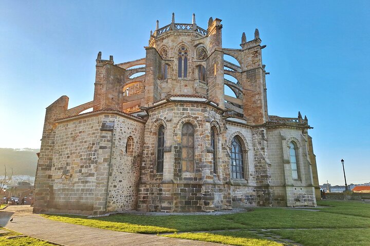 Bilbao and Castro Urdiales Day Tour from Santander