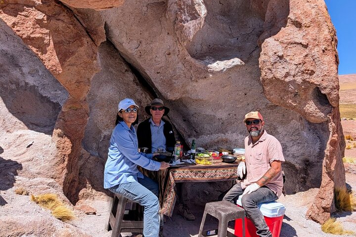 Pack 3 Days, Private Tours in 4x4, Meet the Hidden Desert.