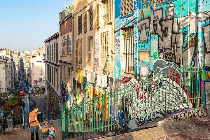Deluxe Marseille Tour from Cruise Port including Aix-en-Provence