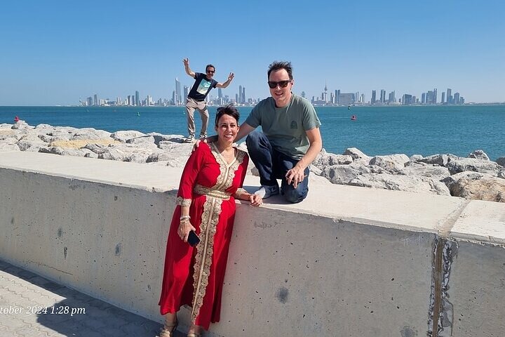 Kuwait: Half-Day City & Desert Tour with Pick-Up & Drop-Off