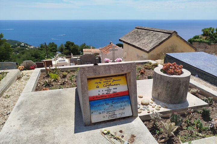 Roquebrune and Grimaldi Castle Walking Tour
