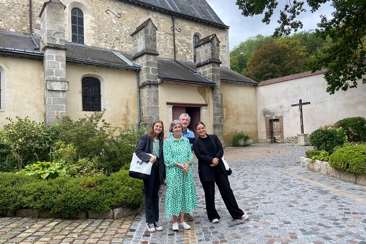 The Connoisseurs from Epernay (Private Half day Champagne Tour)