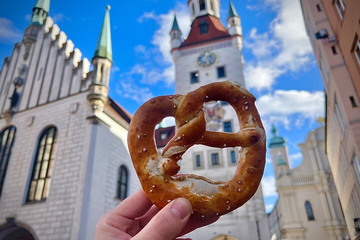 Munich Old Town Food Tour with 10+ Bavarian Specialties & Beers