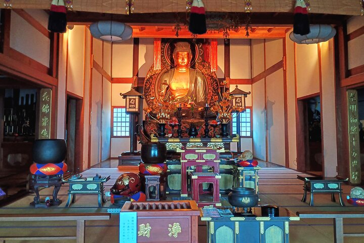 Tomonoura Hidden Gem Private Tour: Historic Seaside Japan