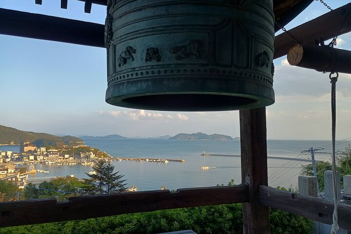 Tomonoura Hidden Gem Private Tour: Historic Seaside Japan