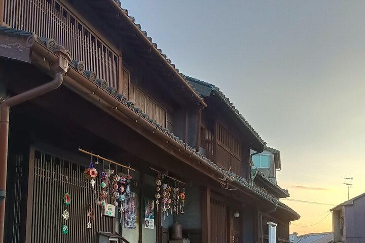 Tomonoura Hidden Gem Private Tour: Historic Seaside Japan
