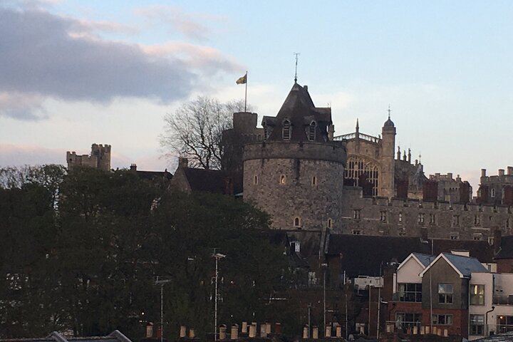 Private Walking Tour of Windsor with Award Winning Guide
