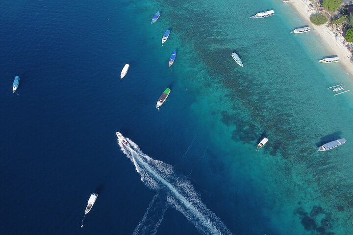 Gili Island Exclusive Private Snorkeling Underwater Escape