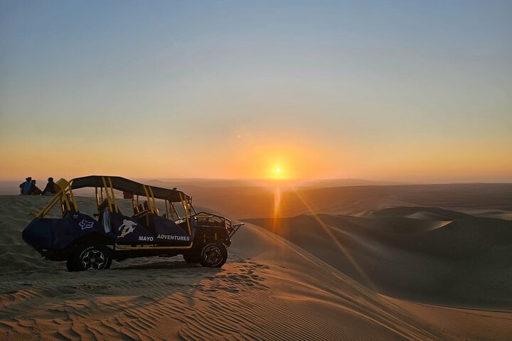 Paracas and Huacachina Exclusive Sunset Picnic Tour