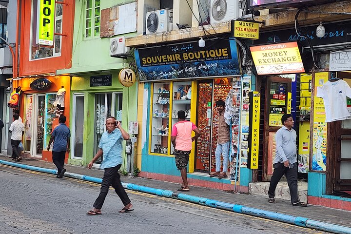 Greater Male Explorer - Private City Tour by Car or by Walking