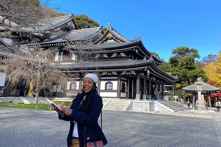 Kamakura Cherry Blossom Full Day Walking Tour with a Local Guide