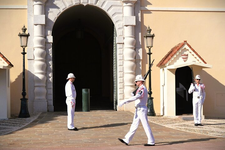 Private shore excursion: Villefranche or Nice to Eze and Monaco