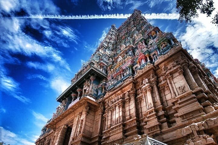 Madurai Walks : City Highlights Temple and Market Tour