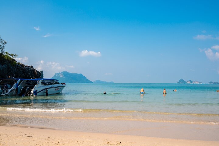 Full Day Ang Thong Islands Luxury Small Group Tour