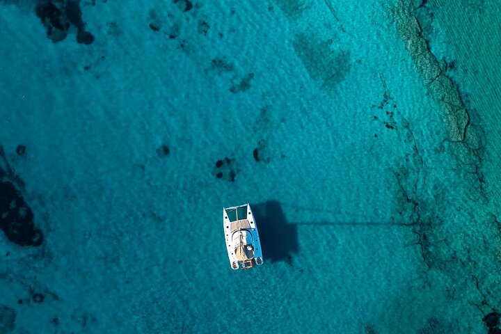 Premium Catamaran Tours, 8-flavor Feast & Drinks, Limited guests!