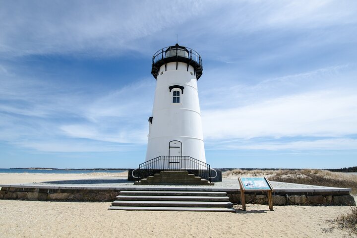 Martha’s Vineyard Self-Guided Driving & Walking Audio Tour