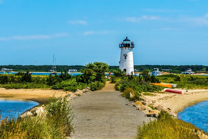Martha’s Vineyard Self-Guided Driving & Walking Audio Tour