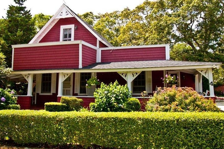 Martha’s Vineyard Self-Guided Driving & Walking Audio Tour
