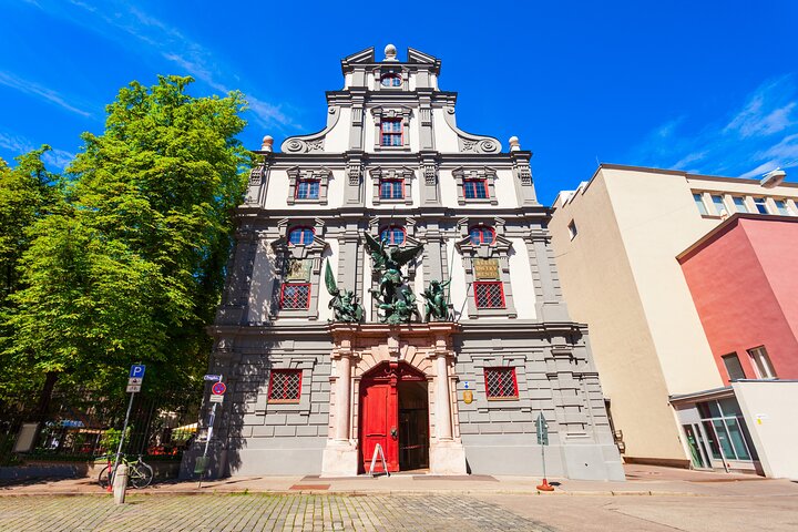 Explore Augsburg in 60 minutes with a Local
