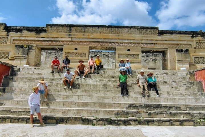 Hierve el Agua, Tule Tree, Mitla and Mezcal Distillery Tour
