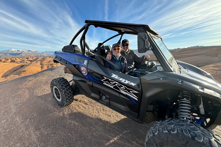 BEST! Hell's Revenge U-Drive 4X4 Tour in Moab +Dinosaur Tracks!