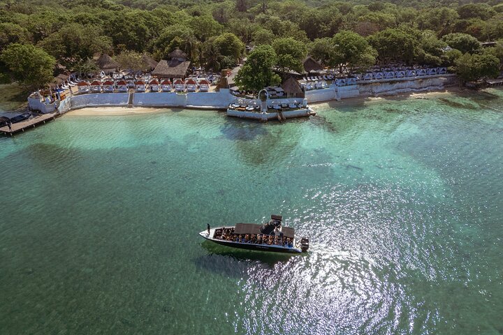 Bora Bora Cartagena Beach Club Full Day Experience